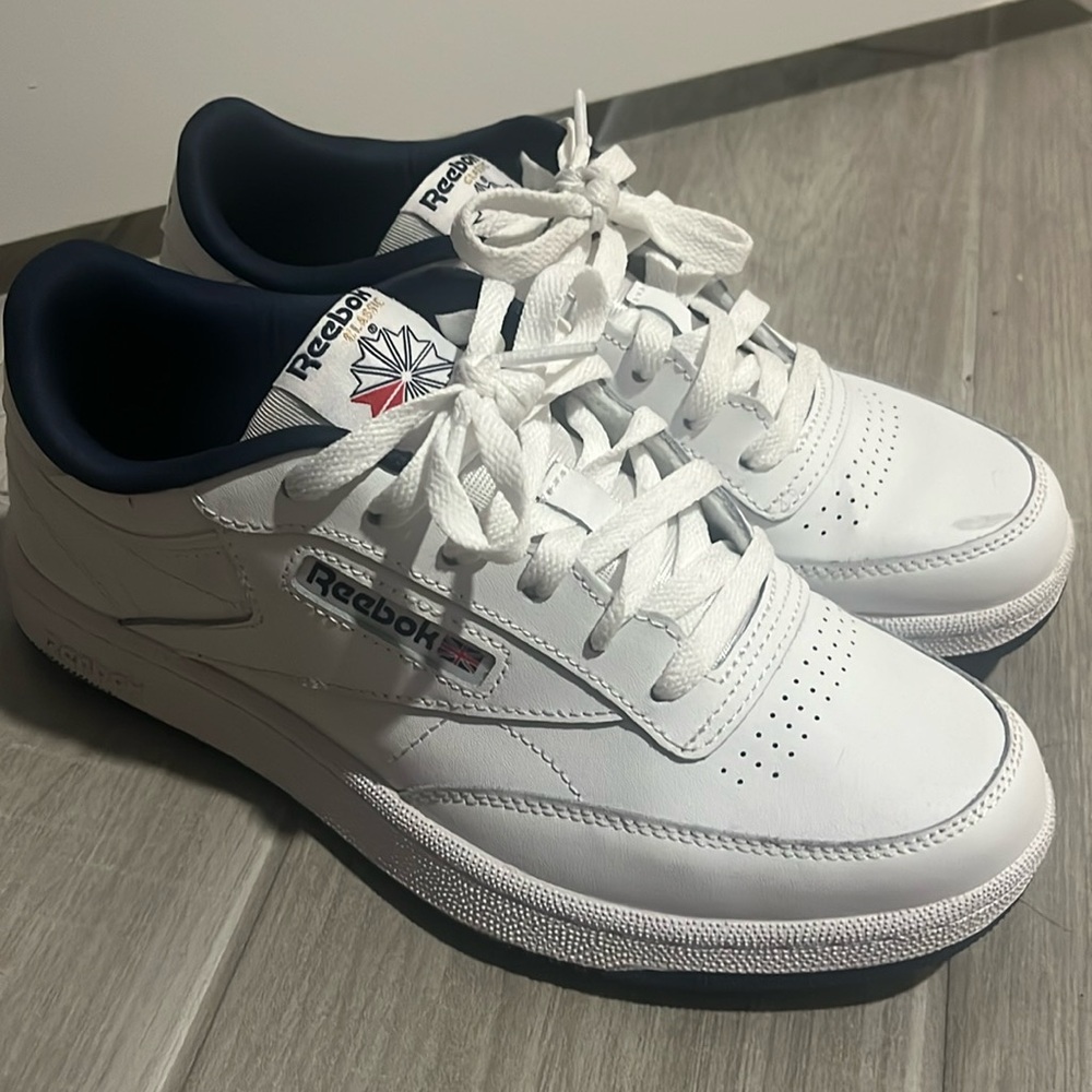 Worn once Reeboks VERY NICE AND CLEAN